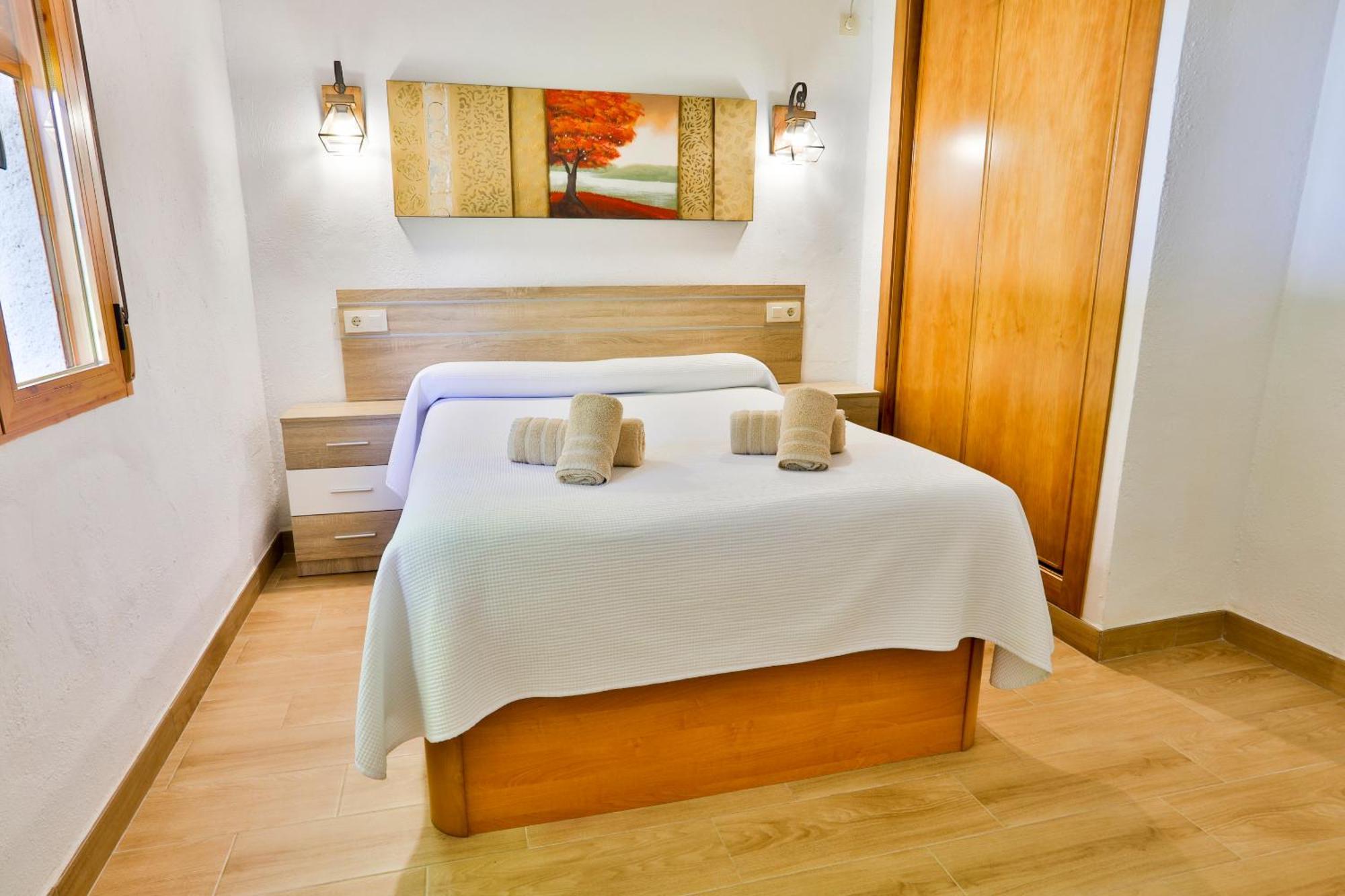Aparthotel Complejo Residencial Enebros 2*